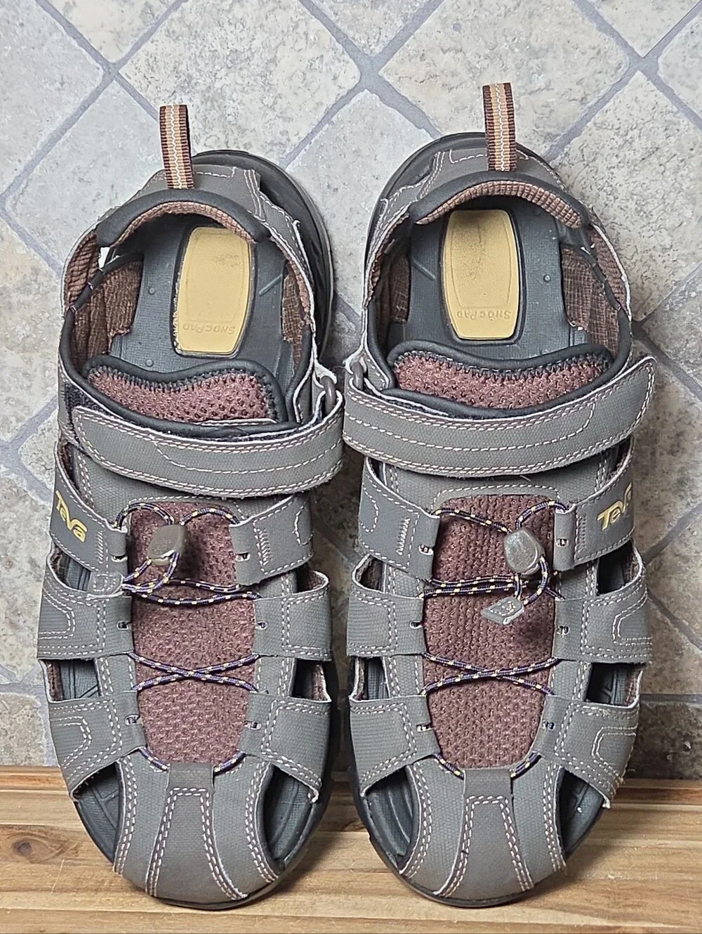 Teva Forebay Men's Closed Toe Shock Pad Adjustable Hiking/ Water Sandals 10 D